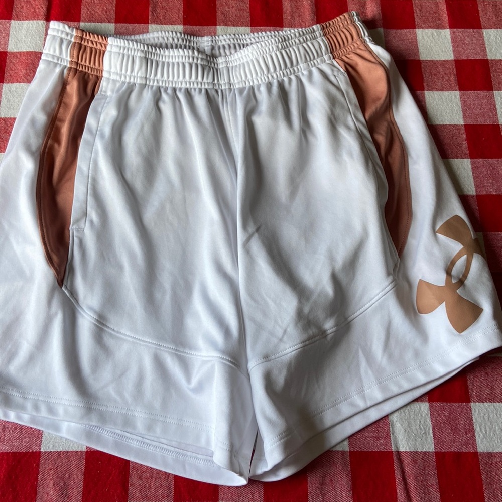 Girls Under Armour shorts